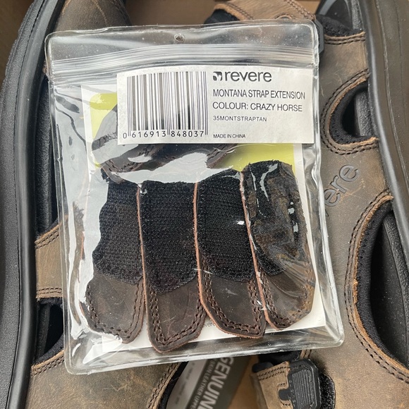 REVERE mens sandal with built in orthotics - Picture 3 of 5